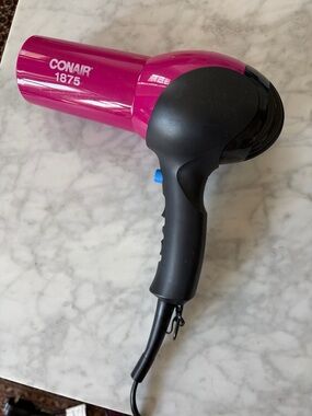 Conair 1875 Hot Pink Compact Hair Dryer